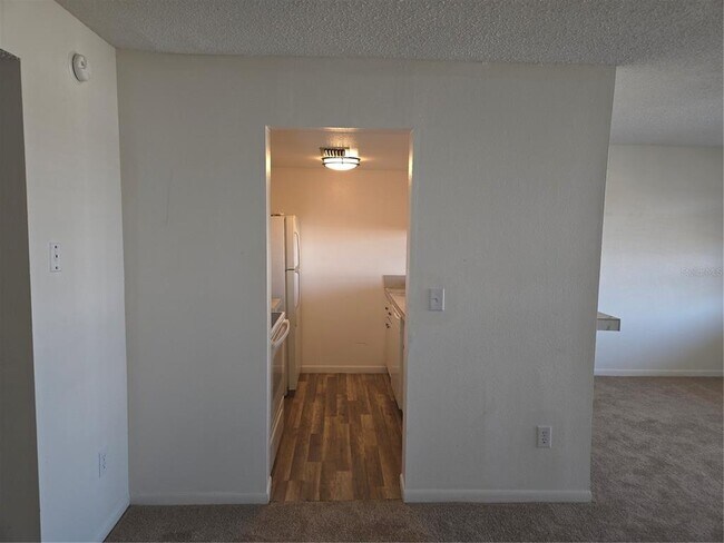 Foto del edificio - 2525 W Bay Dr