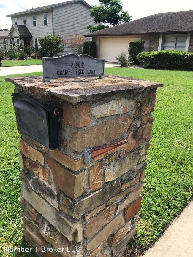Foto del edificio - 4 br, 2 bath House - 7642 Orange Tree Ln