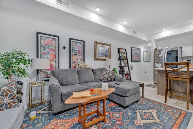 Building Photo - 4204 8th St NW