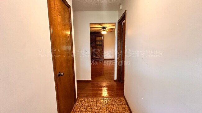 Foto del edificio - 1210 Glenwood Dr