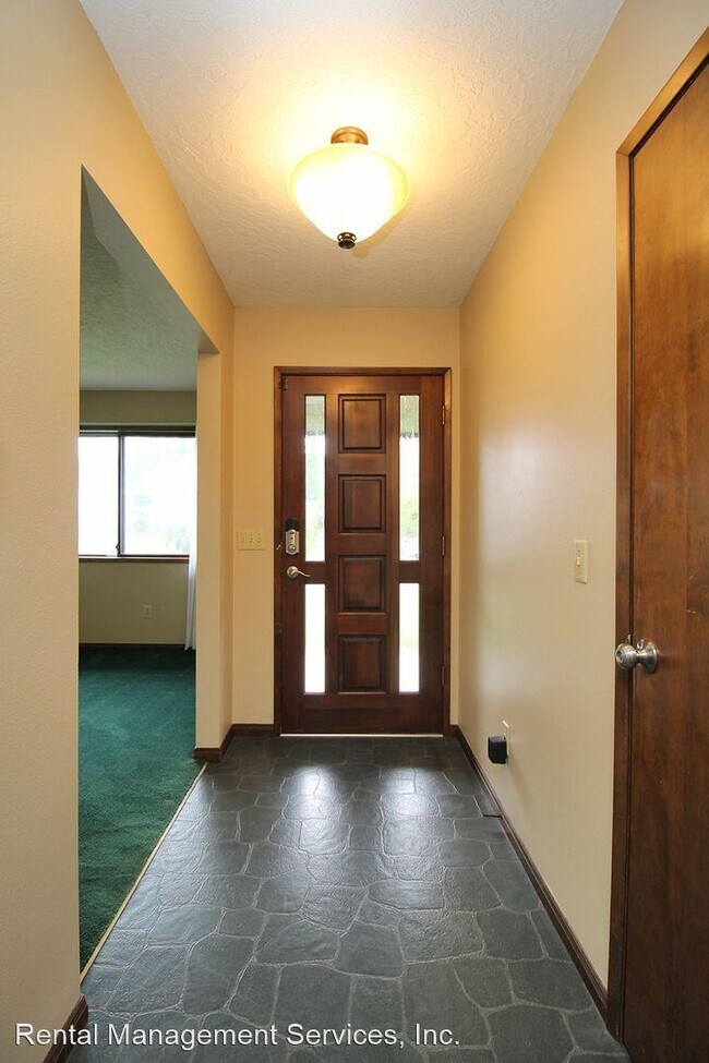 Building Photo - 3 br, 3 bath House - 2727 SE 58th Ave