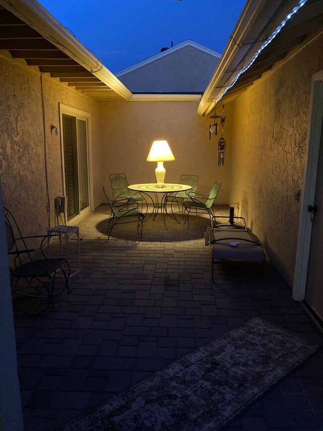 Building Photo - Perfect & Newly Updated Vacation Home, 45+ Active Adult Community. Available now through November...