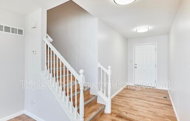 Foto del edificio - 152 Waterside Crossing Dr