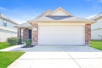 Building Photo - 8309 Tree Ln