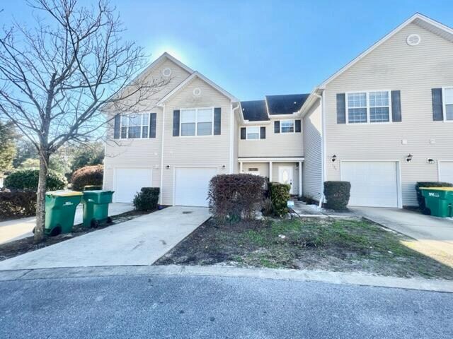 Primary Photo - 123 Farrah Ave