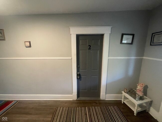 Foto del edificio - 129 W Hendricks St