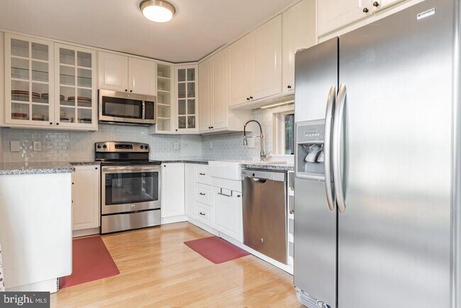 Foto del edificio - 130 Roberts Ln