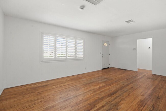 Foto del edificio - Lovely Single Family Home in Prime Fullerton Neighborhood