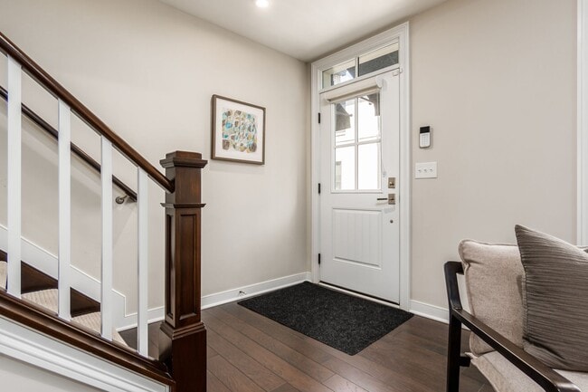 Building Photo - 90 Normandy Ave