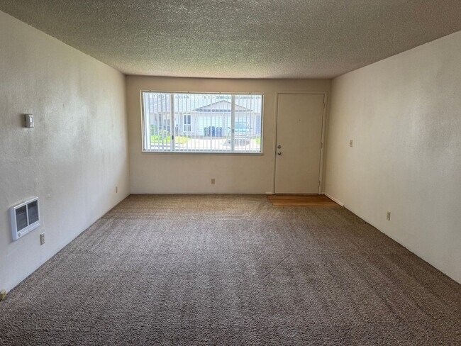 Foto del edificio - Great single level 2 bed/1 bath duplex in Thurston!
