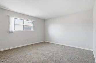 Building Photo - 2896 Klinger Cir