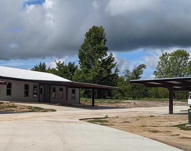 Building Photo - 7901 State Highway 19 South A