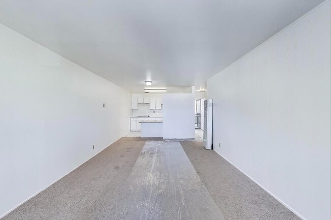 Building Photo - 100 Millbrae Ave