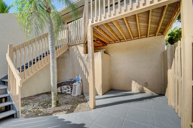 Photo - 614 Executive Center Dr Townhome