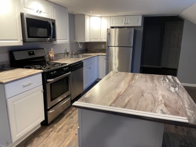 Building Photo - 116 E Main St