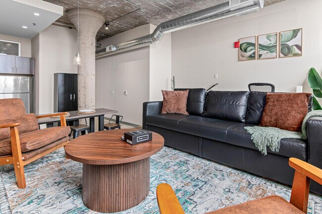 Foto del edificio - 607 N Washington Ave