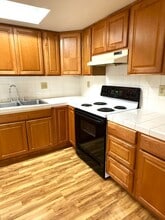 Building Photo - 4320 Checkmate Dr