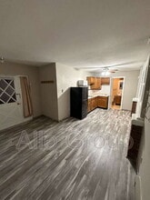 Building Photo - 655 Green St