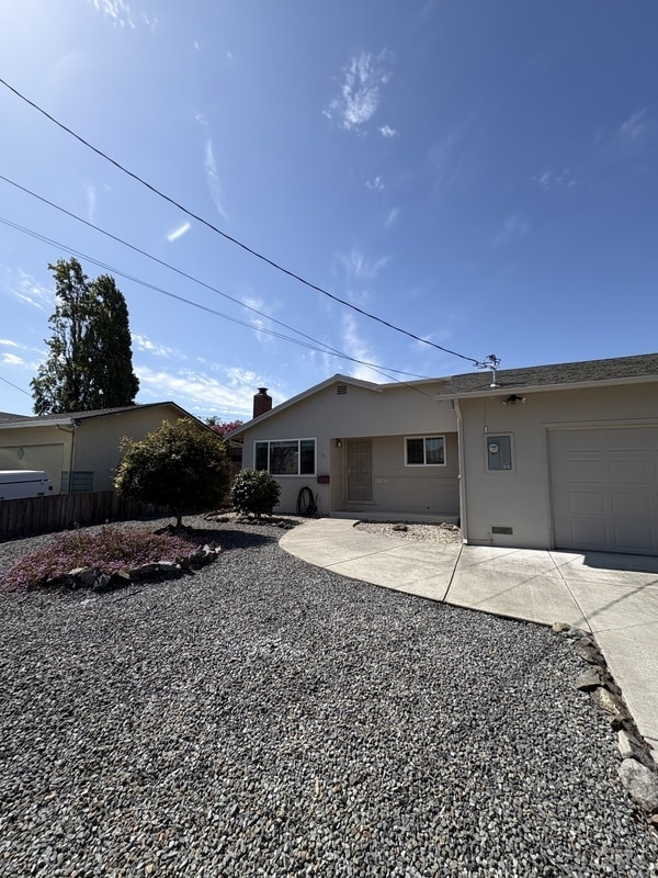Building Photo - 7631 Adrian Dr
