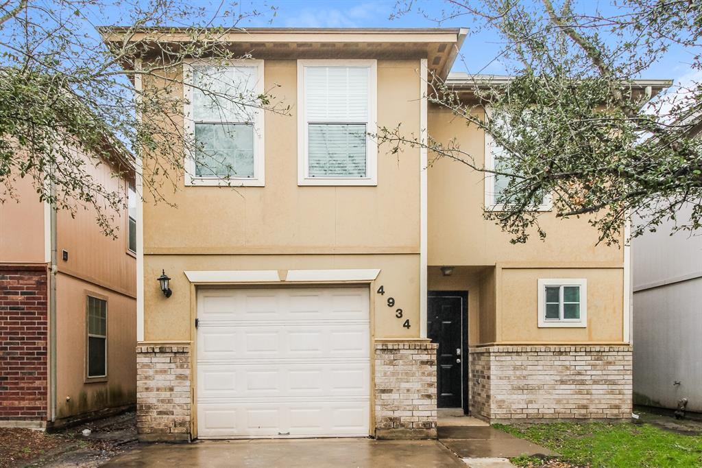 4934 S Cancun, Houston, TX 77045 House for Rent in Houston, TX