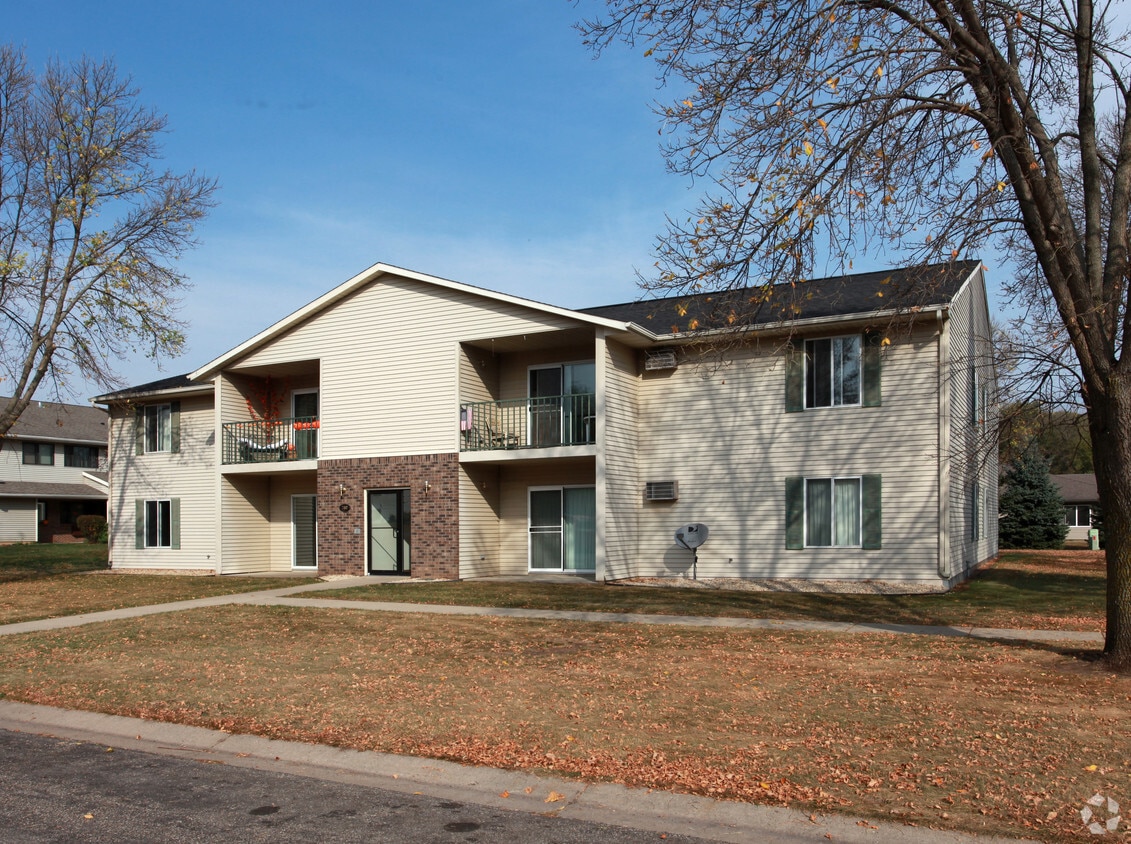 760 Helen St, Prescott, WI 54021 Apartments in Prescott, WI