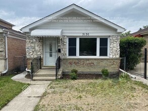 Building Photo - 3130 W Hood Ave
