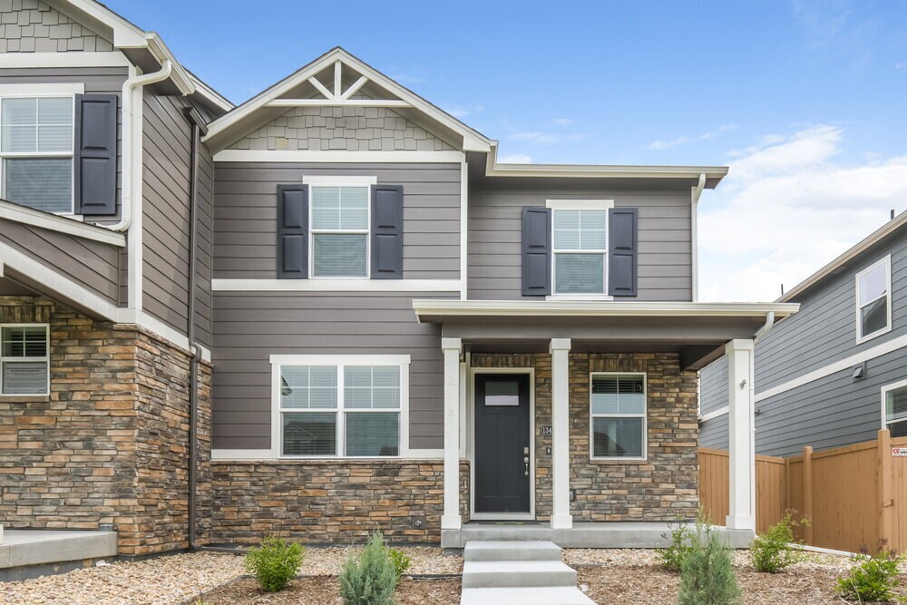 Primary Photo - 13442 Oneida Ln