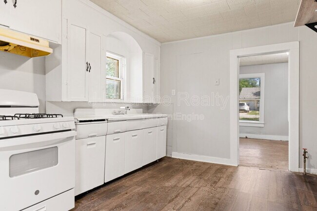 Foto del edificio - 802 W Navasota St