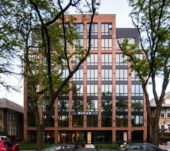Primary Photo - 581 Ocean Pkwy
