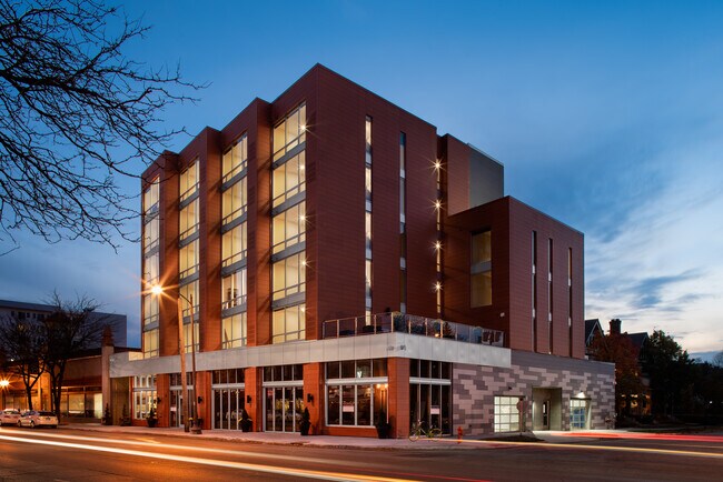 Foto del edificio - Valencia on High