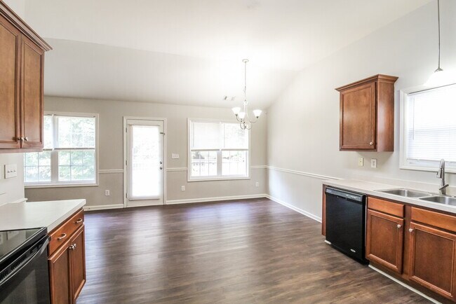 Foto del edificio - 44 Creek View Ct