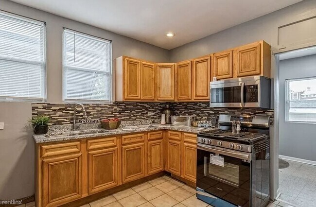 Foto del edificio - 4 br, 2 bath House - 8835 South Winchester...