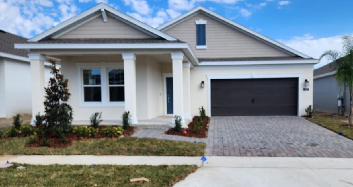 Primary Photo - 1427 Brentwood Dr