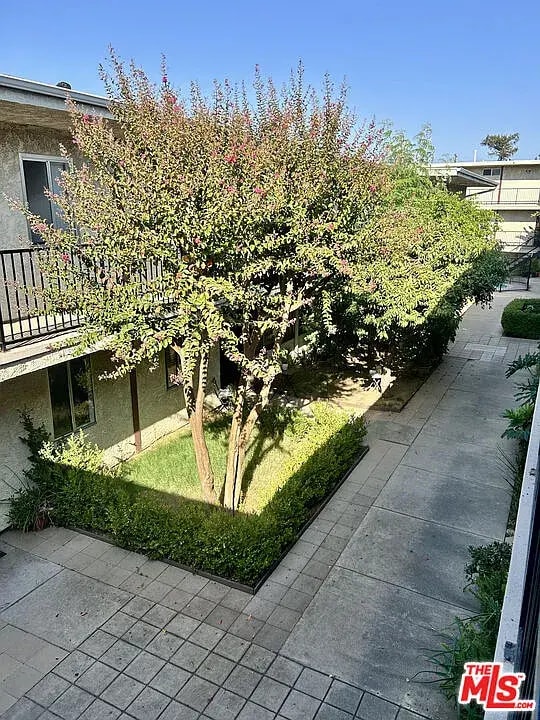 court yard - 8800 Cedros Ave