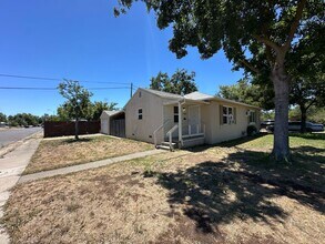 Building Photo - 5028 Thurman Way