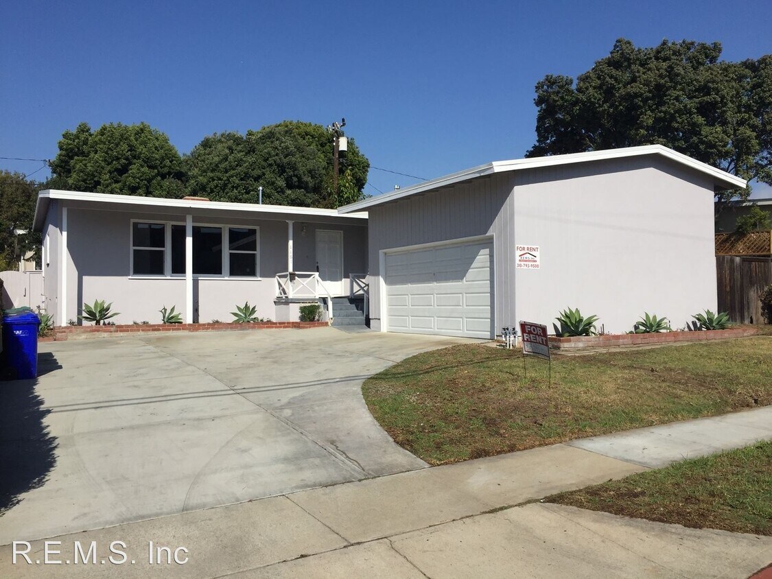 Primary Photo - 3 br, 2 bath House - 1161 Tennyson Street