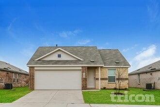Building Photo - 15208 Dancehall Dr