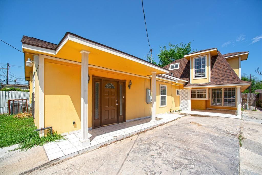 Foto principal - 6905 Palestine St