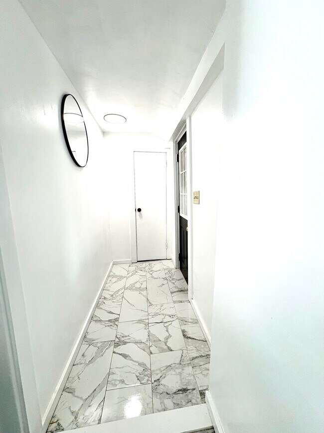 Foto del edificio - 14 Hackmatack St