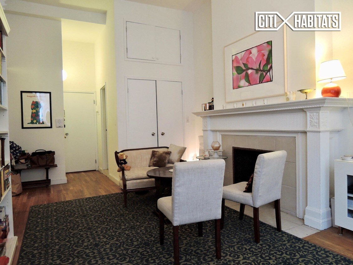 Foto del edificio - 162 W 75th St