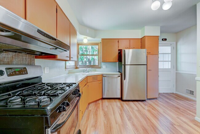 Foto del edificio - 7115 W 23rd St