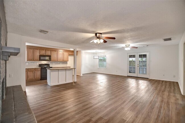 Foto del edificio - 17119 Bougainvilla Ln