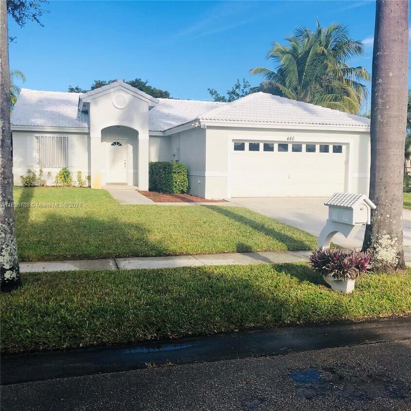 Foto principal - 481 NW 188th Terrace