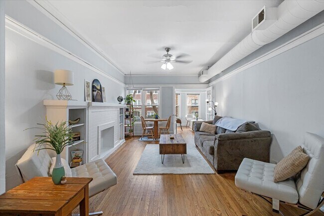 Foto del edificio - 6654 N Newgard Ave