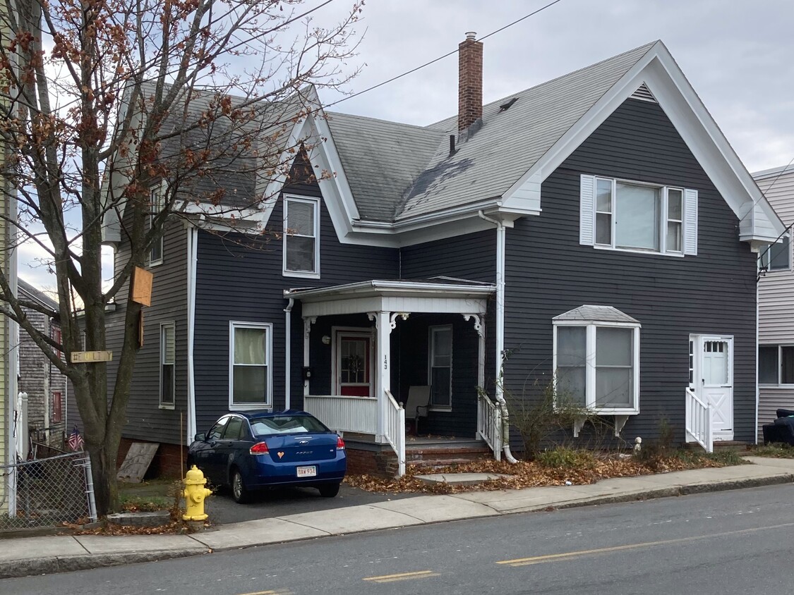 Primary Photo - 143 Prospect St