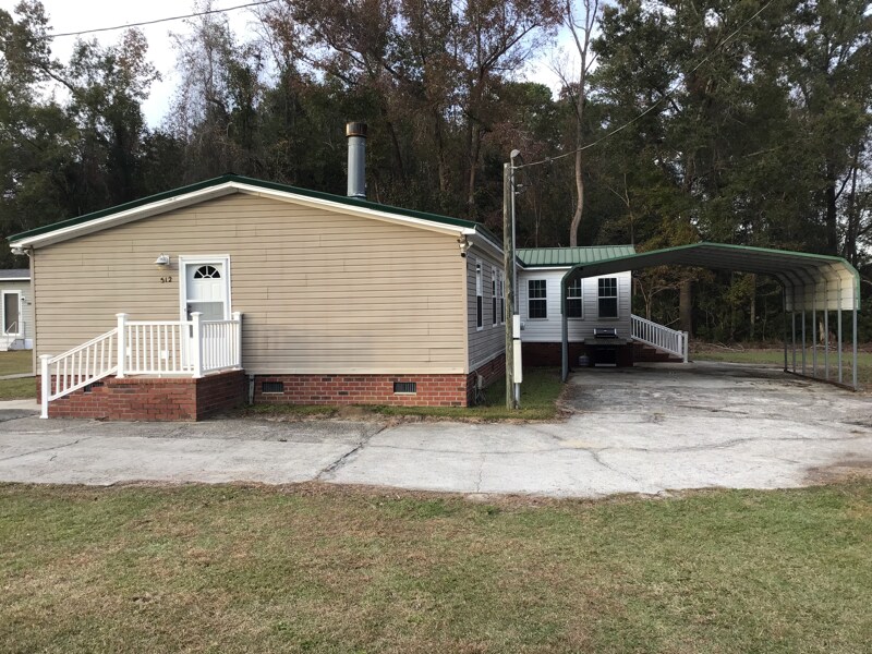 Foto del edificio - 512 McNeil Chapel Rd