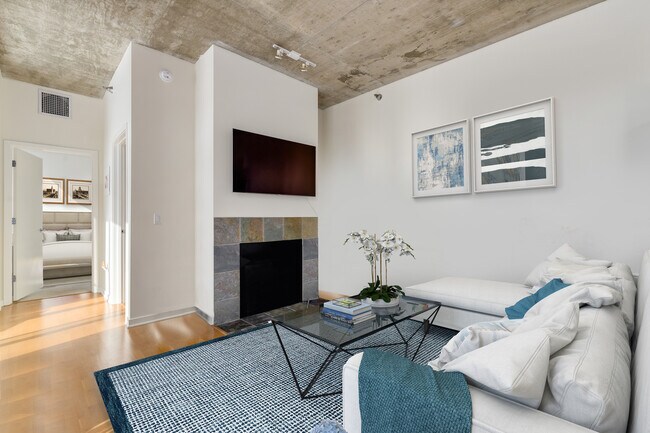 Foto del edificio - 700 N Larrabee St