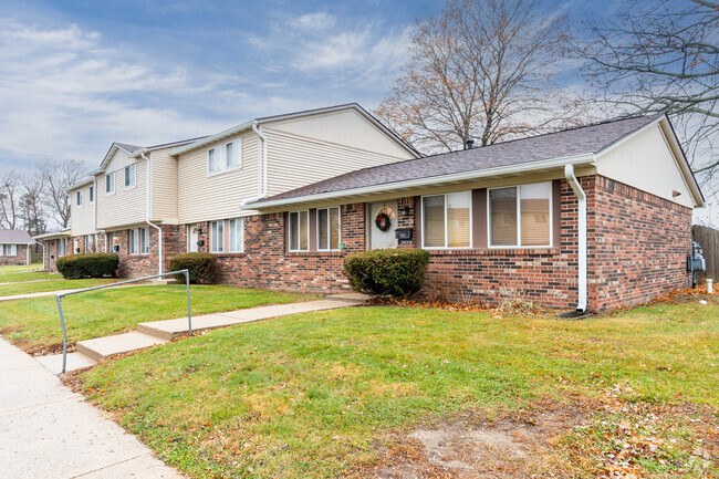 Primary Photo - Lincolnwood Apartments