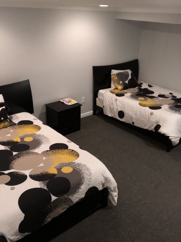 330 Merwin Ave, Milford, CT 06460 Condo for Rent in Milford, CT