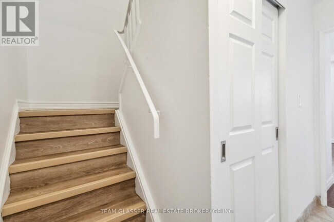 Photo du bâtiment - 21 King St